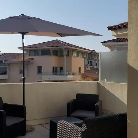 Port T2 39m2 Climatise Belle Terrasse Balcon