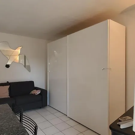 Apartment Port T2 39m2 Climatise Belle Terrasse Balcon