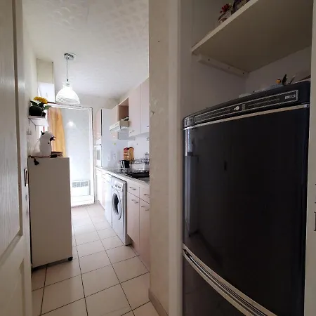 Port T2 39m2 Climatise Belle Terrasse Balcon