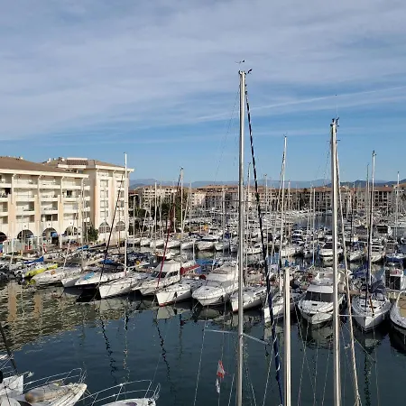 Port T2 39m2 Climatise Belle Terrasse Balcon