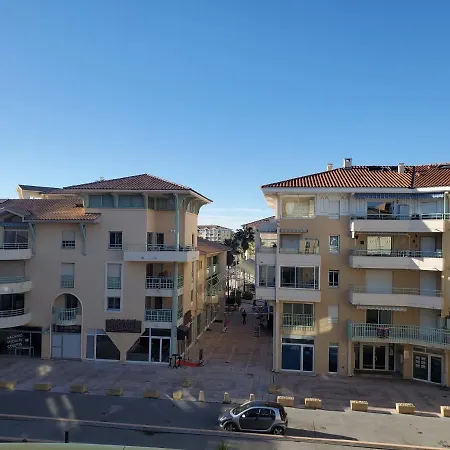 Port T2 39m2 Climatise Belle Terrasse Balcon Apartment